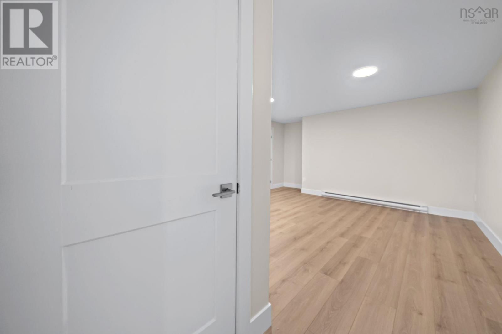 16 SIMONA DRIVE Image 41