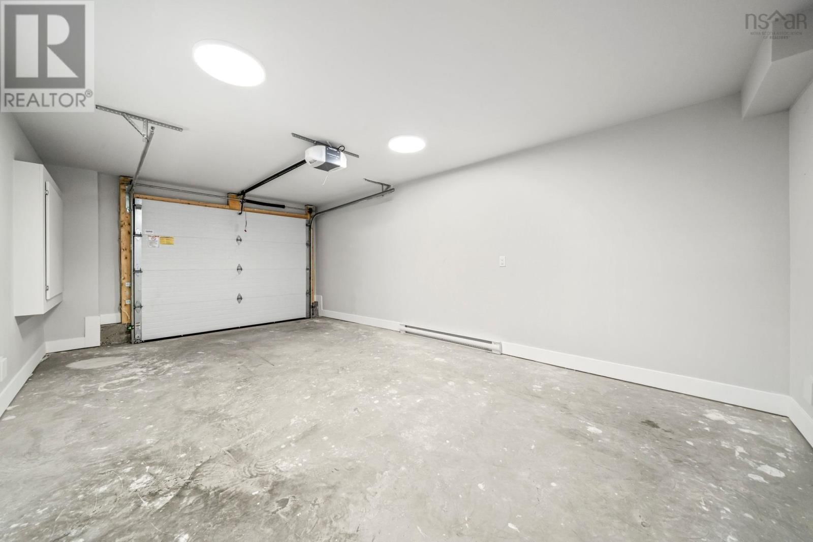 16 SIMONA DRIVE Image 45