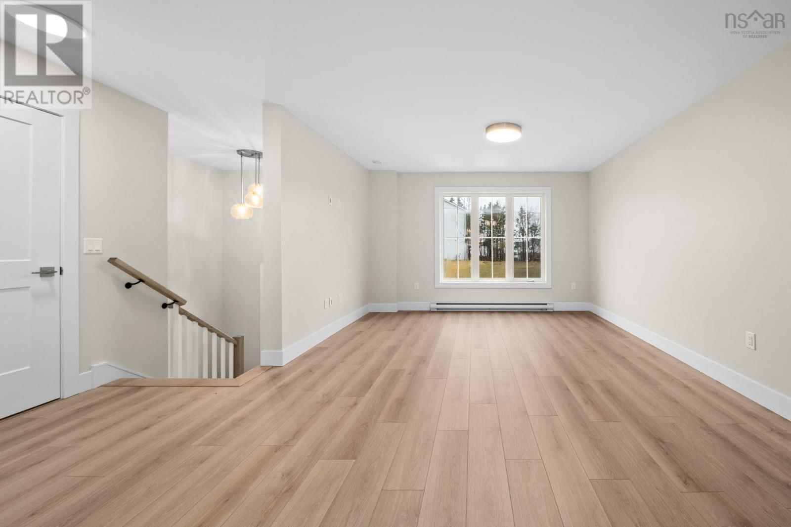 16 SIMONA DRIVE Image 8