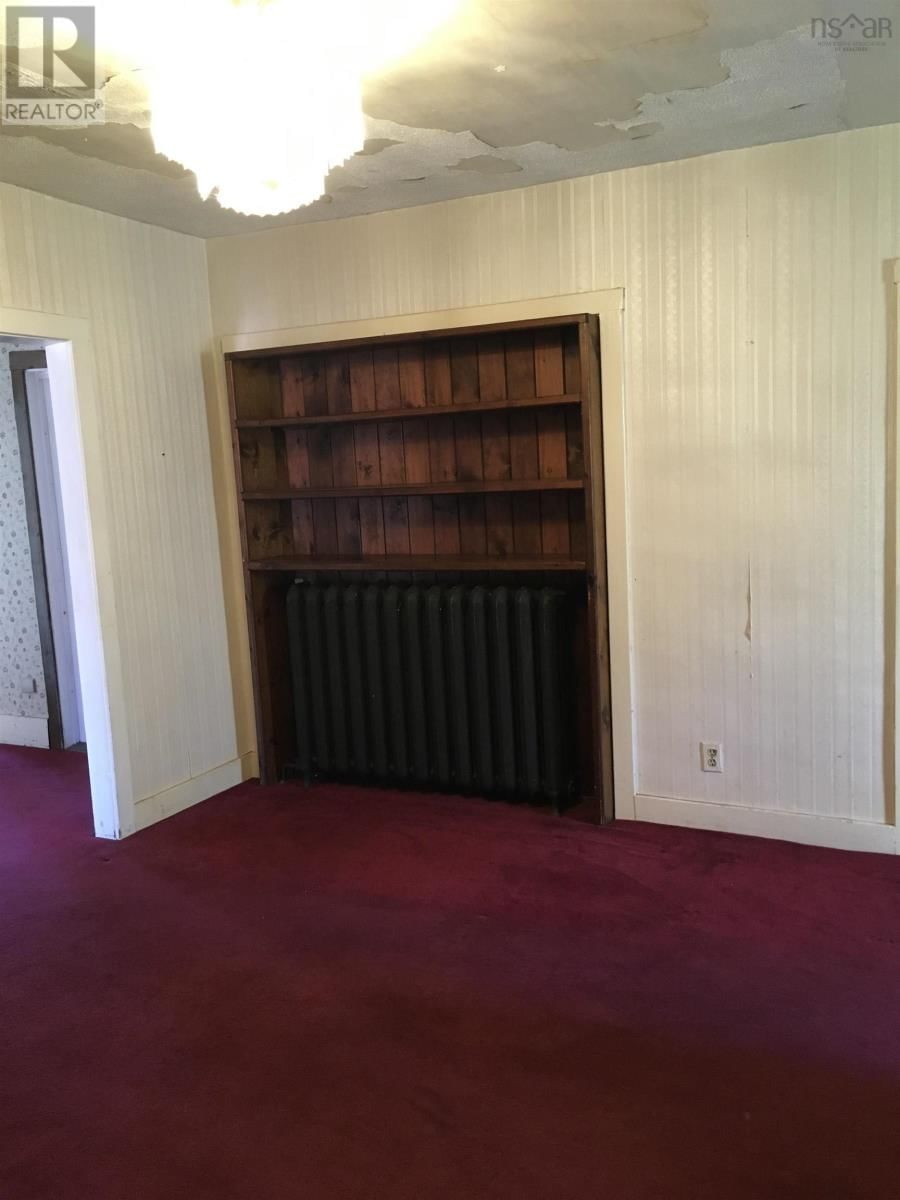 1945 ITALY CROSS ROAD Image 14