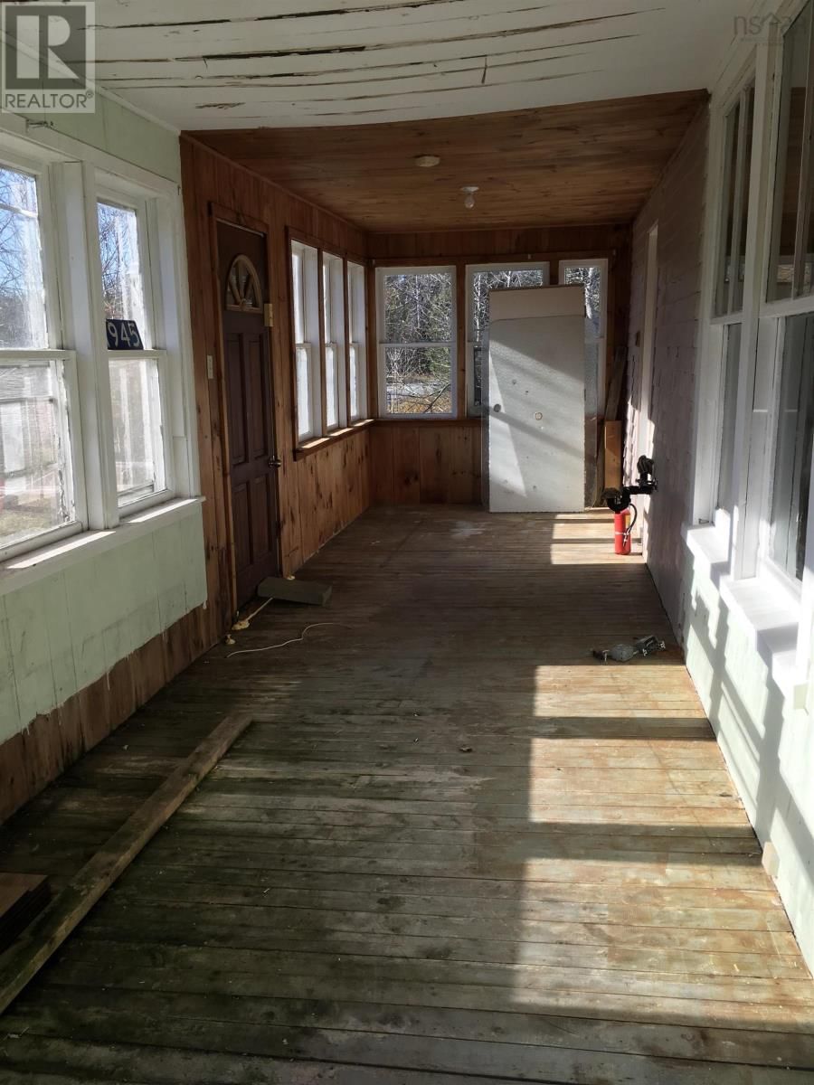 1945 ITALY CROSS ROAD Image 24