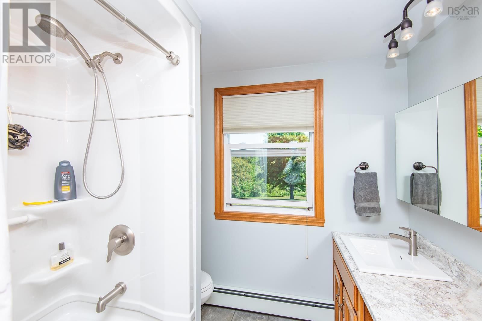 532 SAULNIERVILLE ROAD Image 27