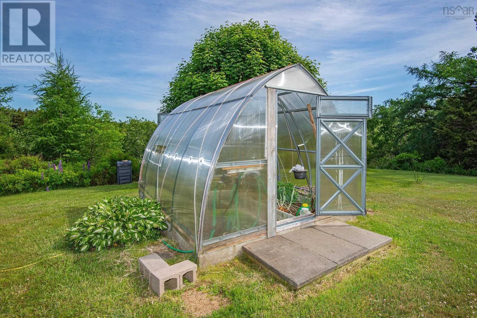 532 SAULNIERVILLE ROAD Image 40