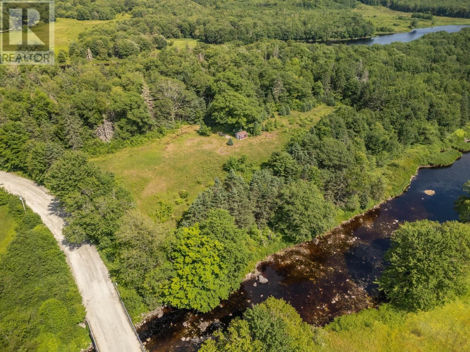 679 Gray Road, East Kemptville, Nova Scotia B5A 5P2