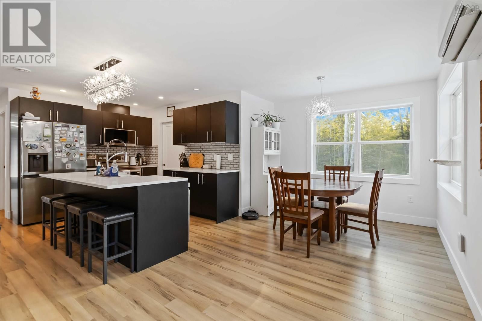 67 JUSTIN DRIVE Image 17