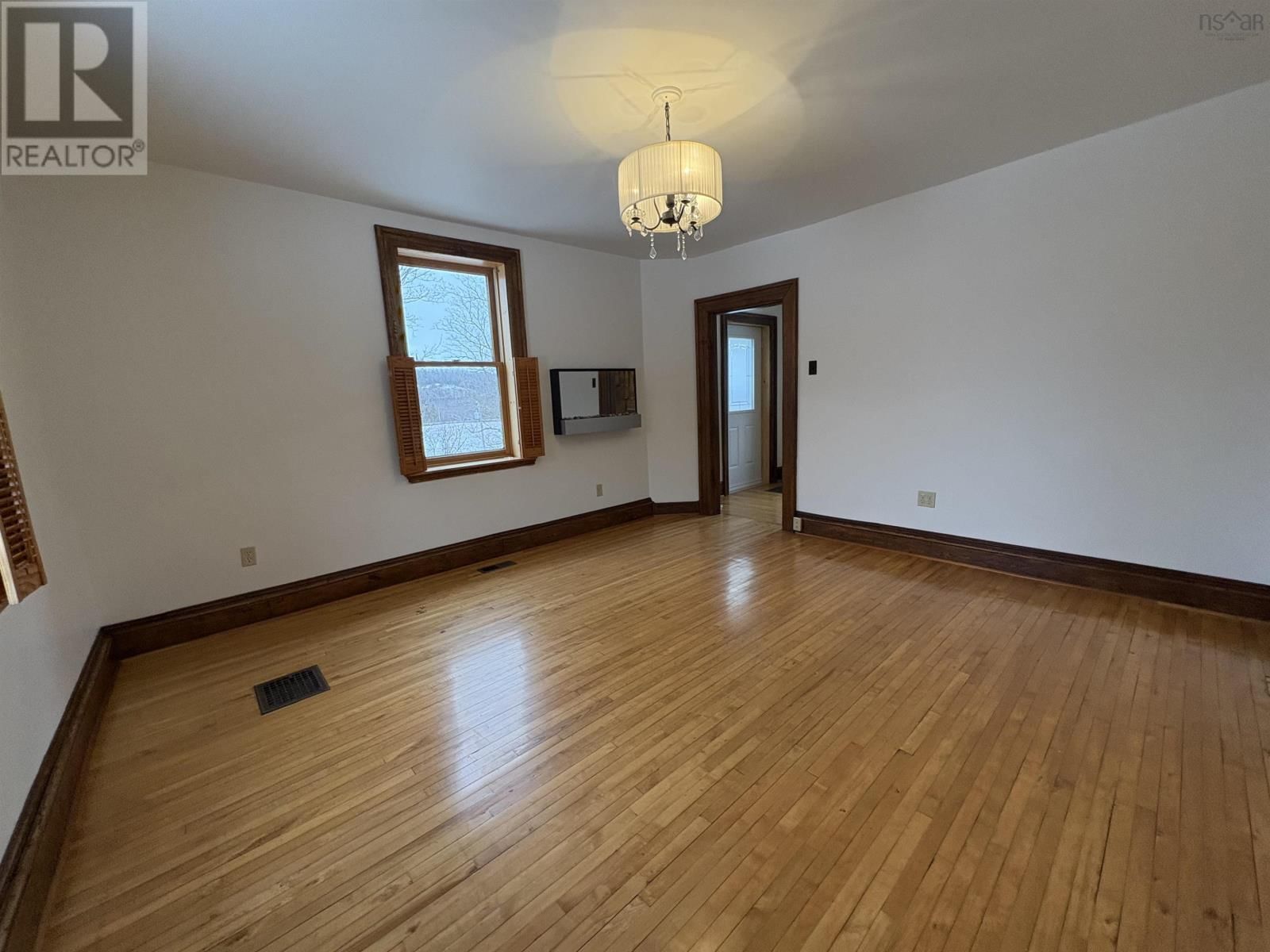 5249 EAST RIVER WEST SIDE ROAD Image 19