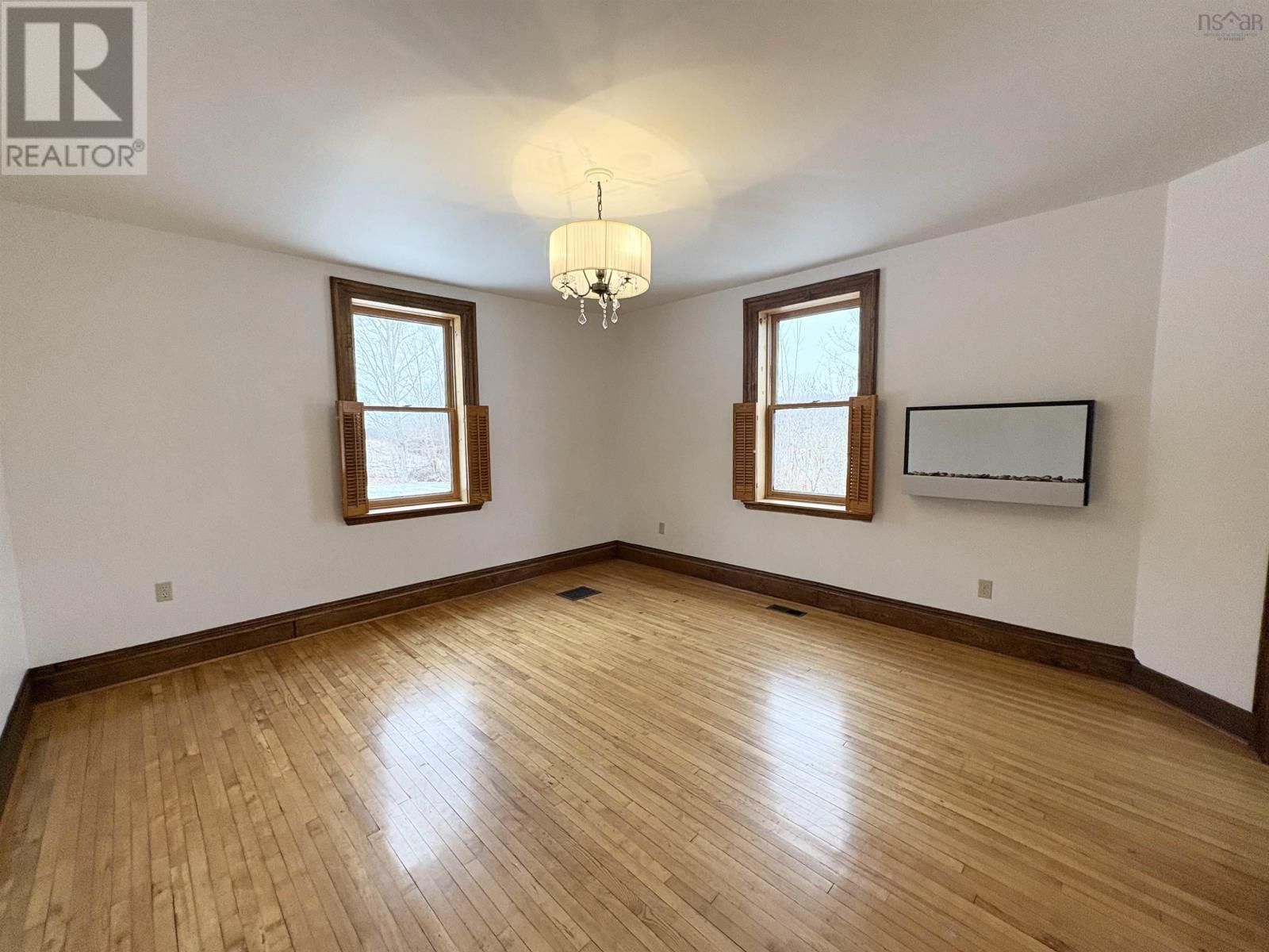 5249 EAST RIVER WEST SIDE ROAD Image 20