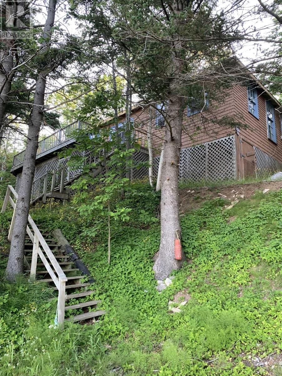 222 Old Trunk 1, Deep Brook, Nova Scotia B0S 1J0