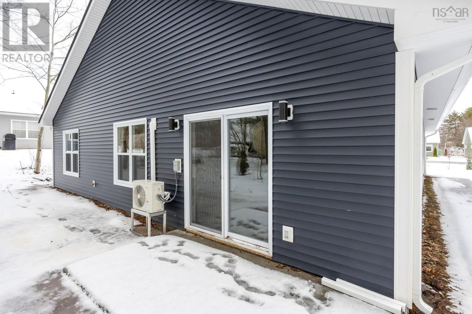 10 PETERSON STREET Image 4