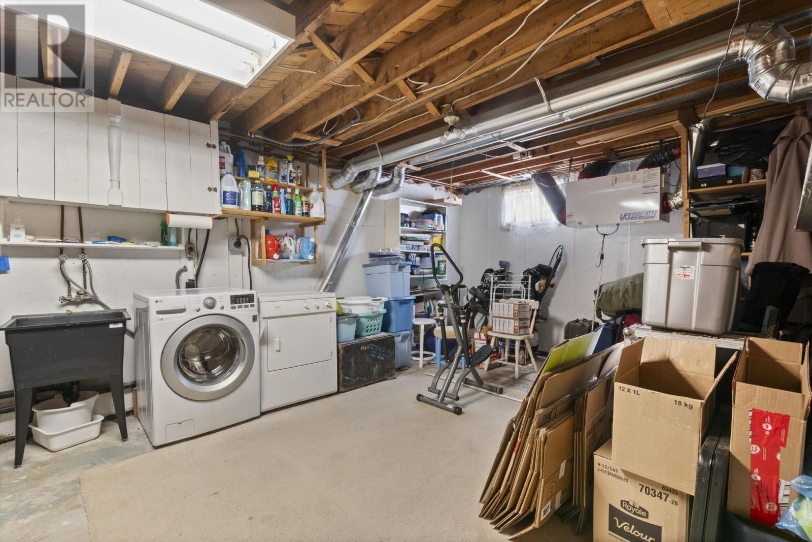 16 CANARY CRESCENT Image 30