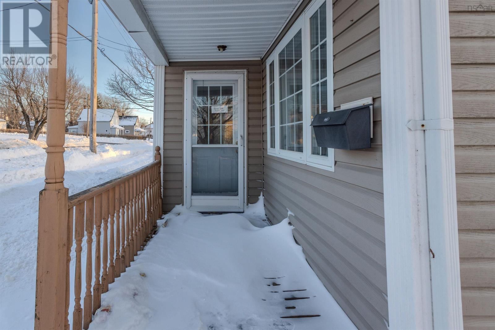 70 FRASER AVENUE Image 10