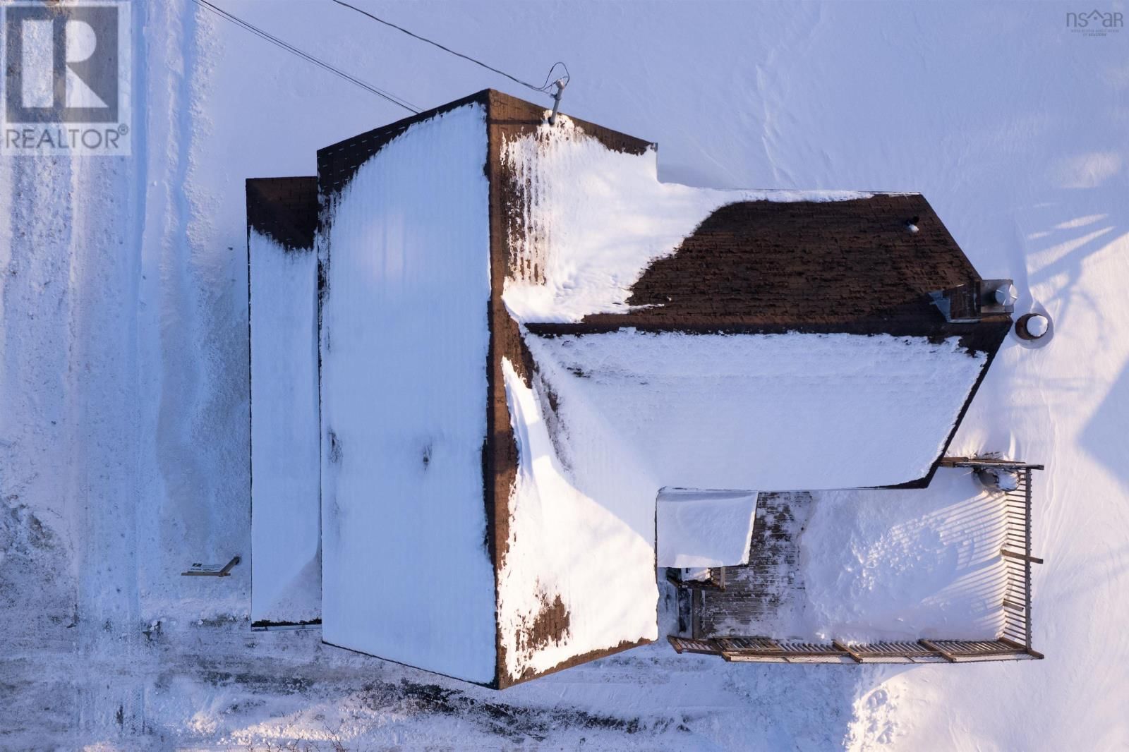 70 FRASER AVENUE Image 6