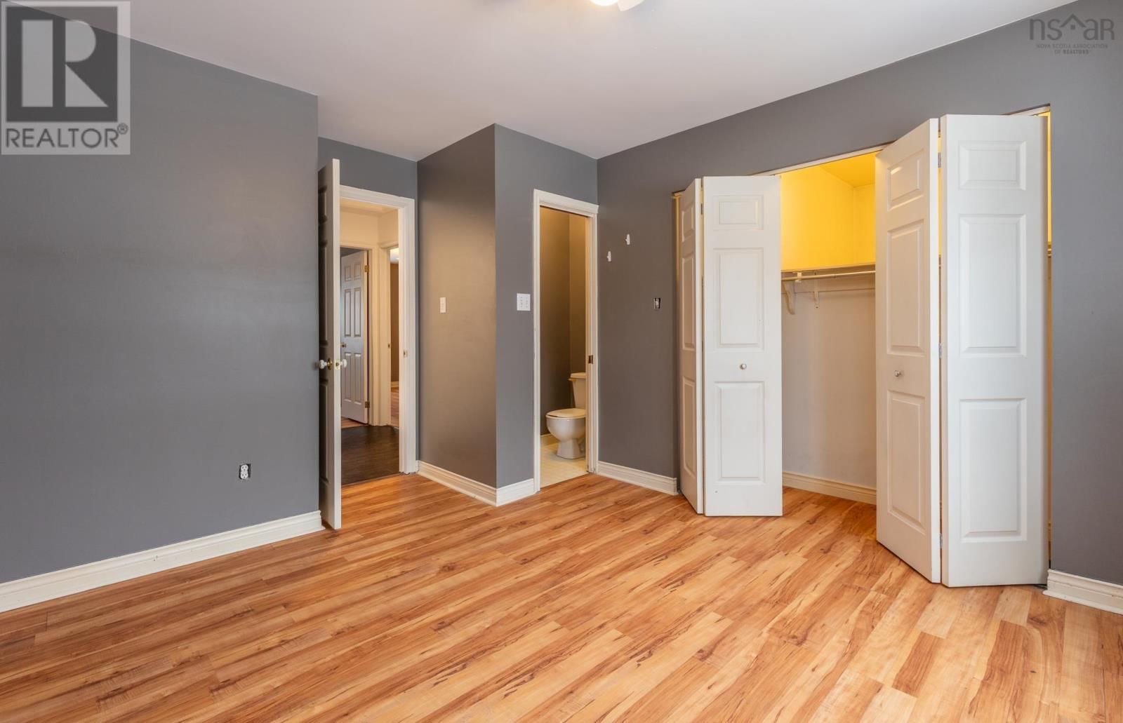 6 PLACID COURT Image 21