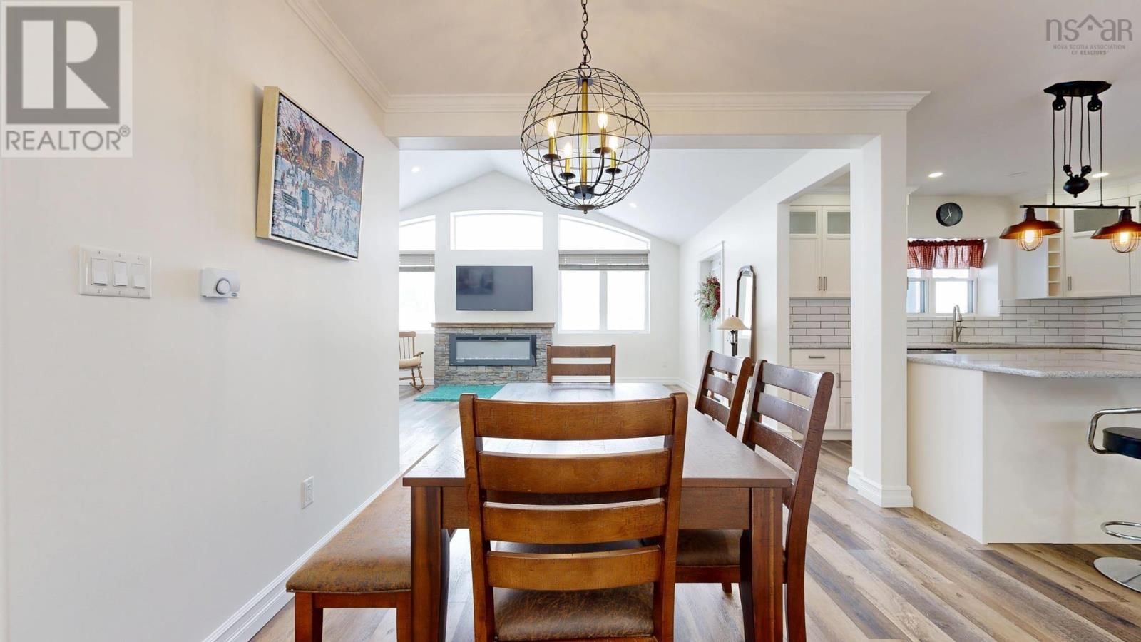 6672 HIGHWAY 1 Image 12