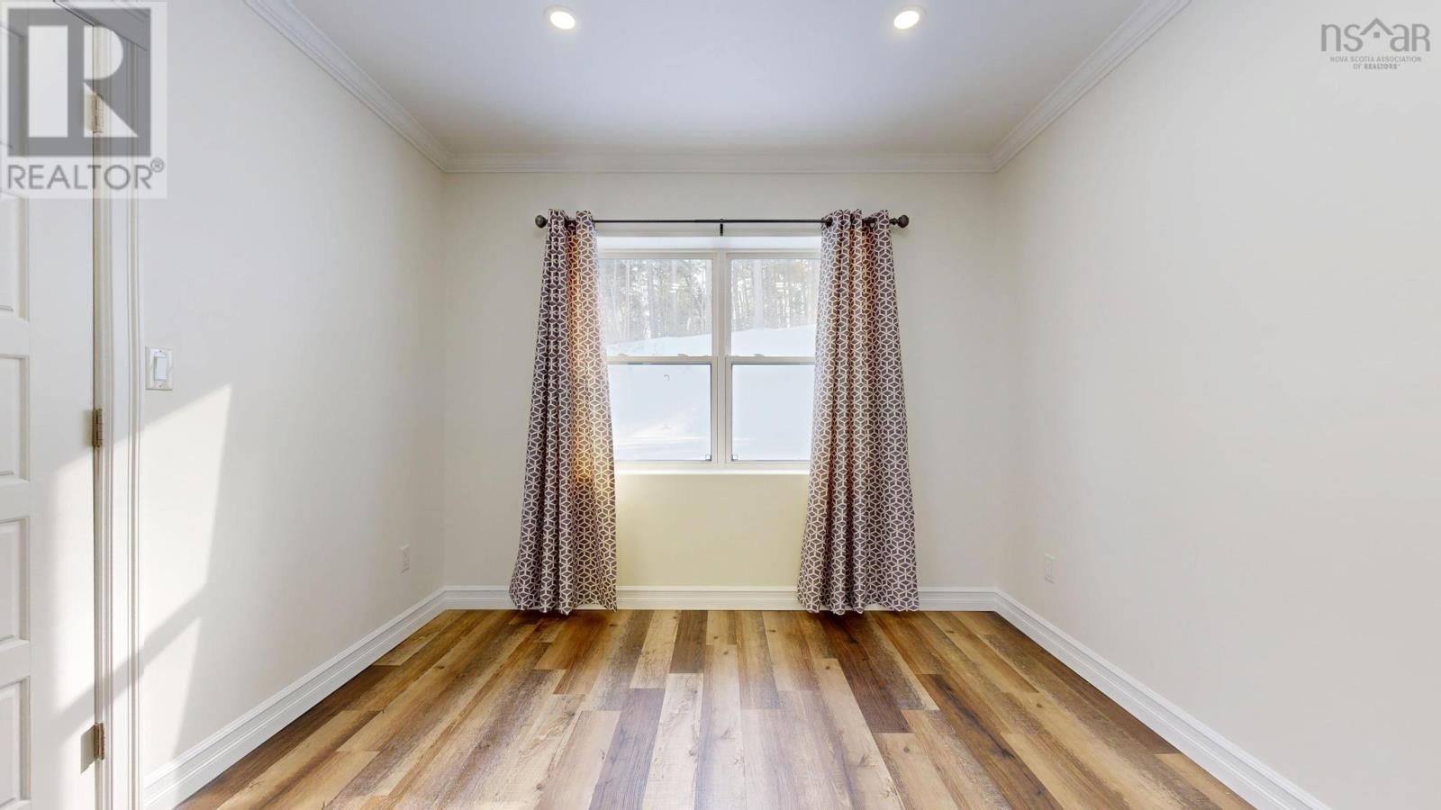 6672 HIGHWAY 1 Image 24