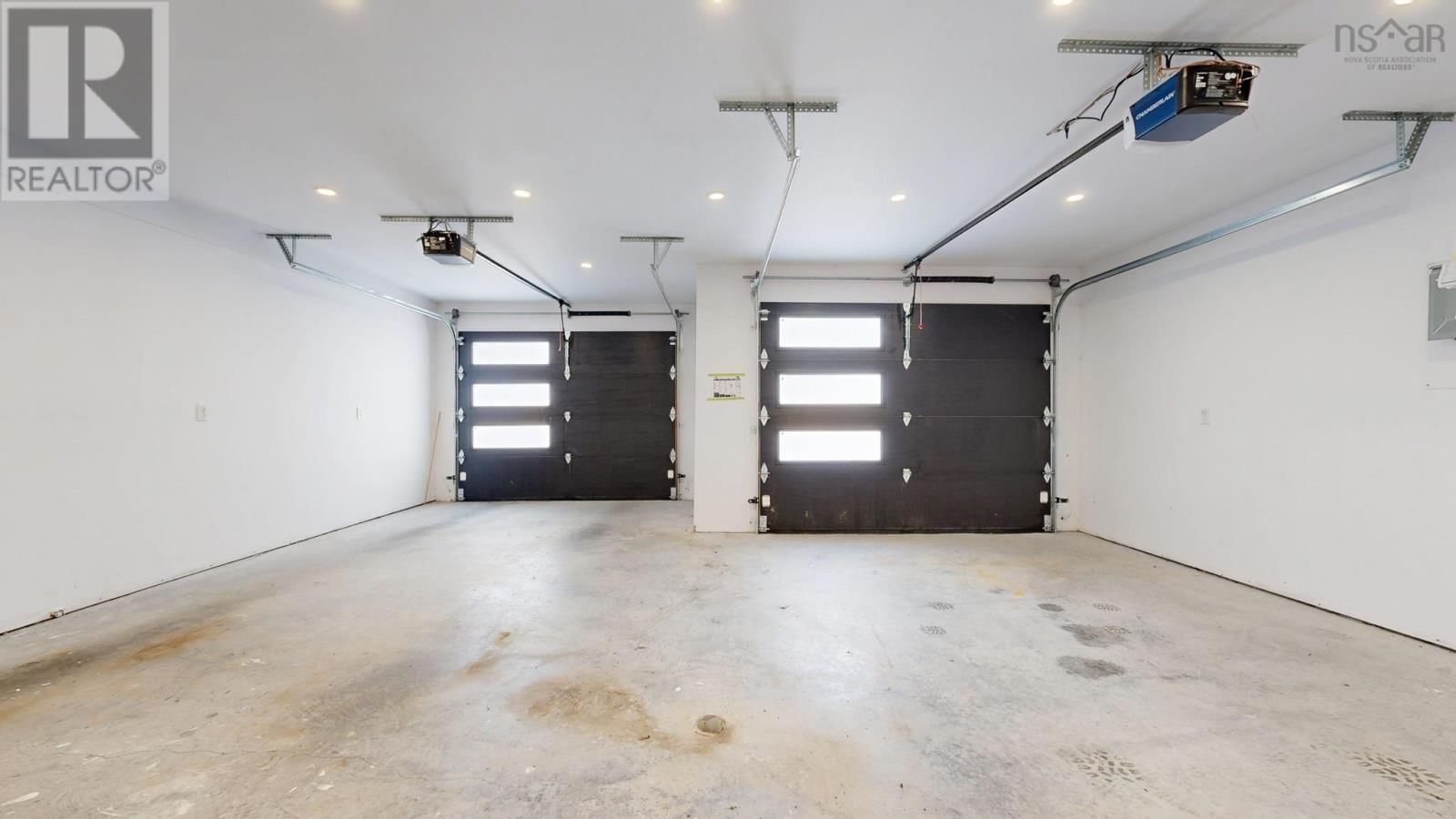 6672 HIGHWAY 1 Image 35