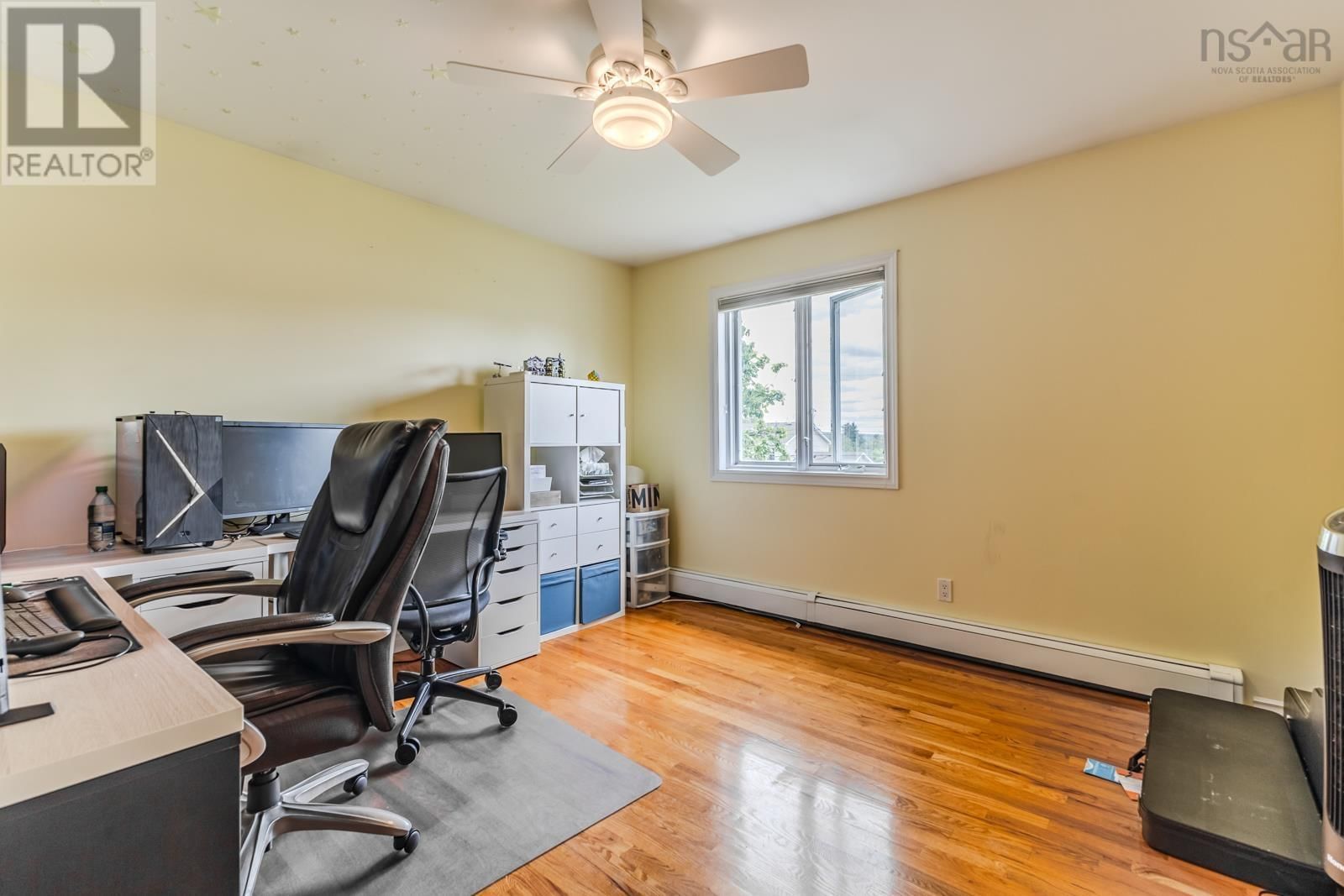 252 BLUE HERON DRIVE Image 32