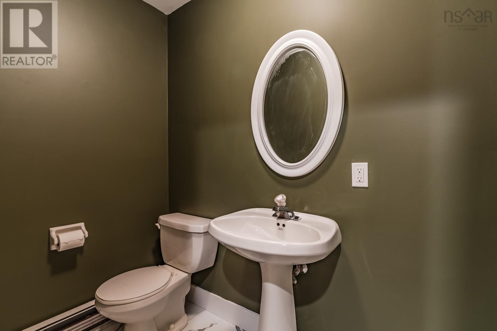 252 BLUE HERON DRIVE Image 38