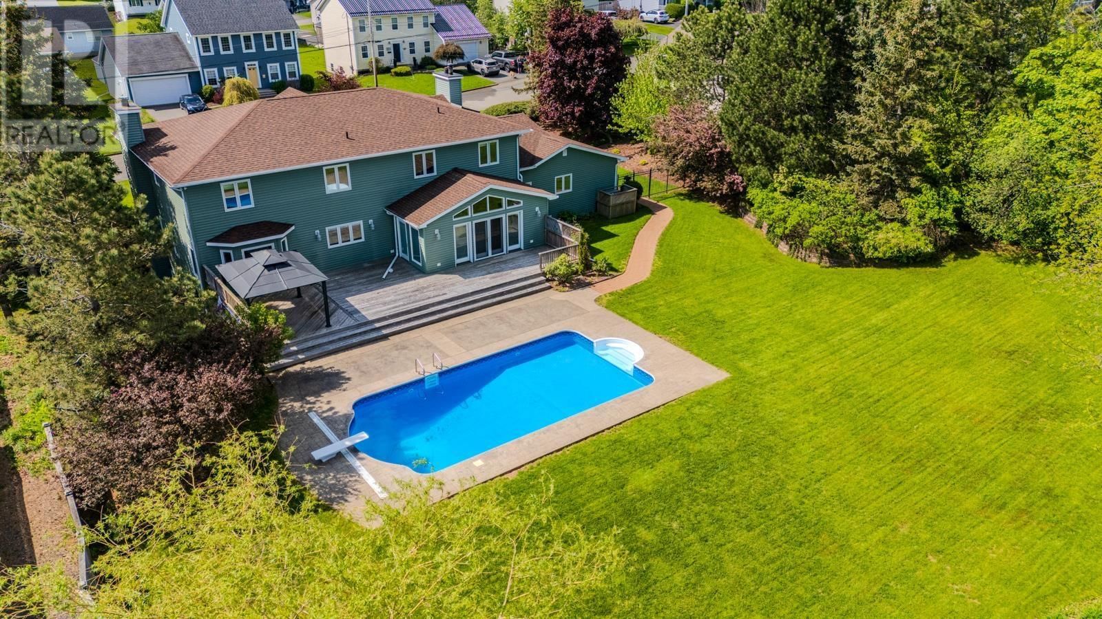 252 BLUE HERON DRIVE Image 43