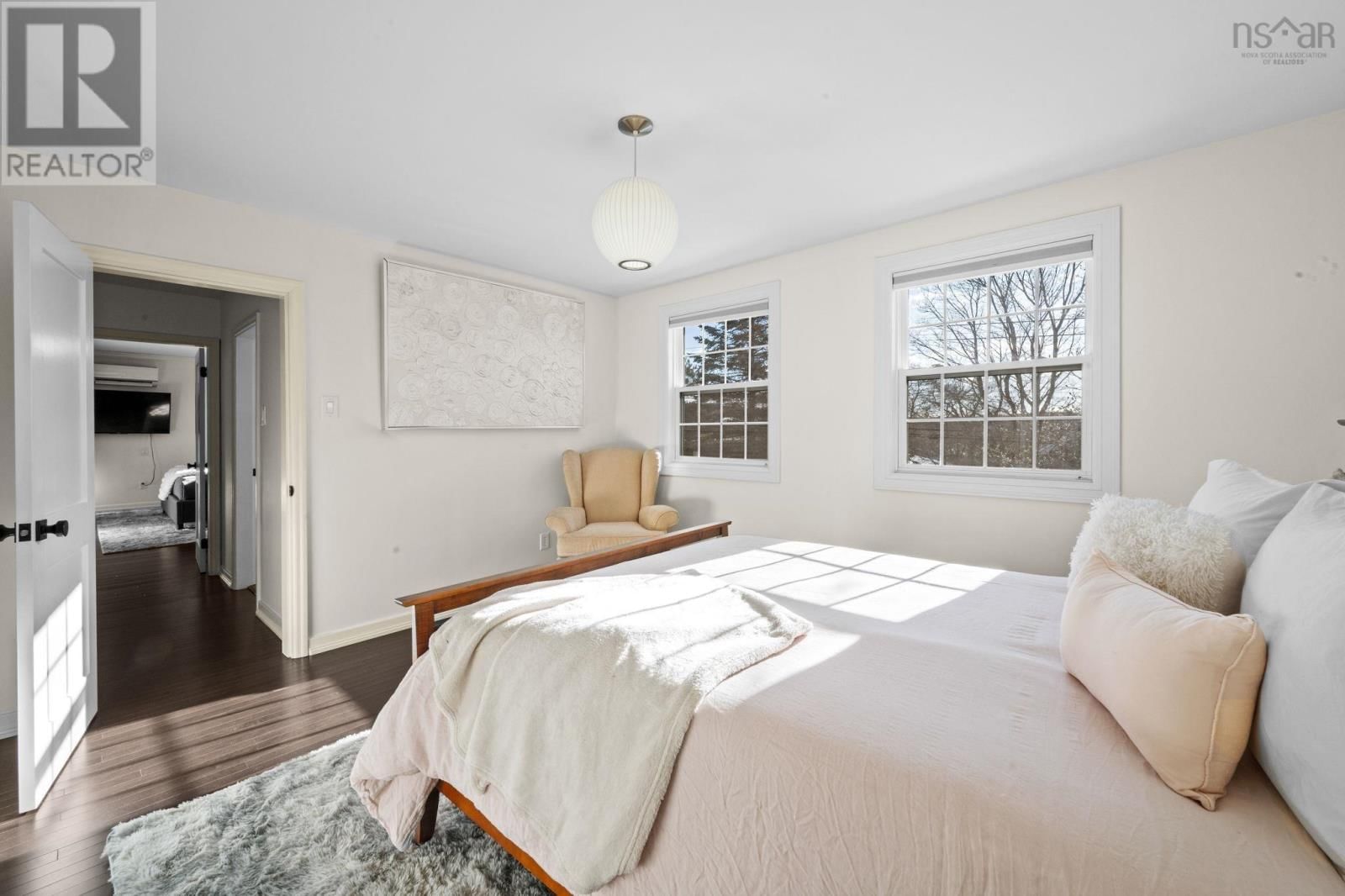 523 FRANCKLYN STREET Image 31