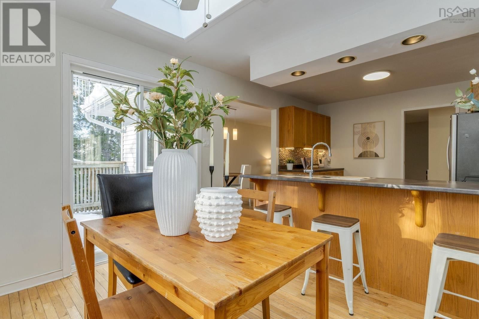 5 LISA COURT Image 17