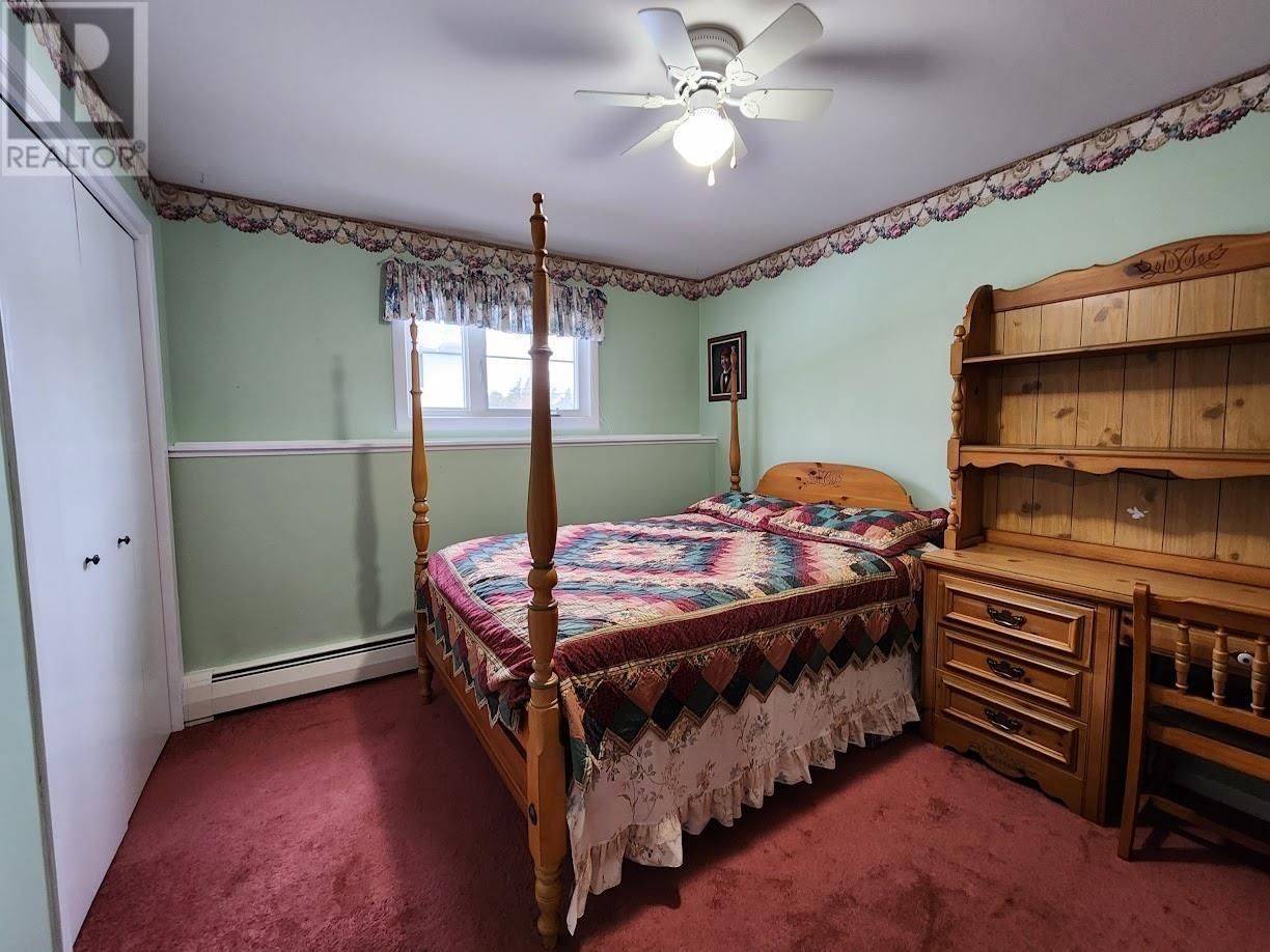 21 GLENN DRIVE Image 29