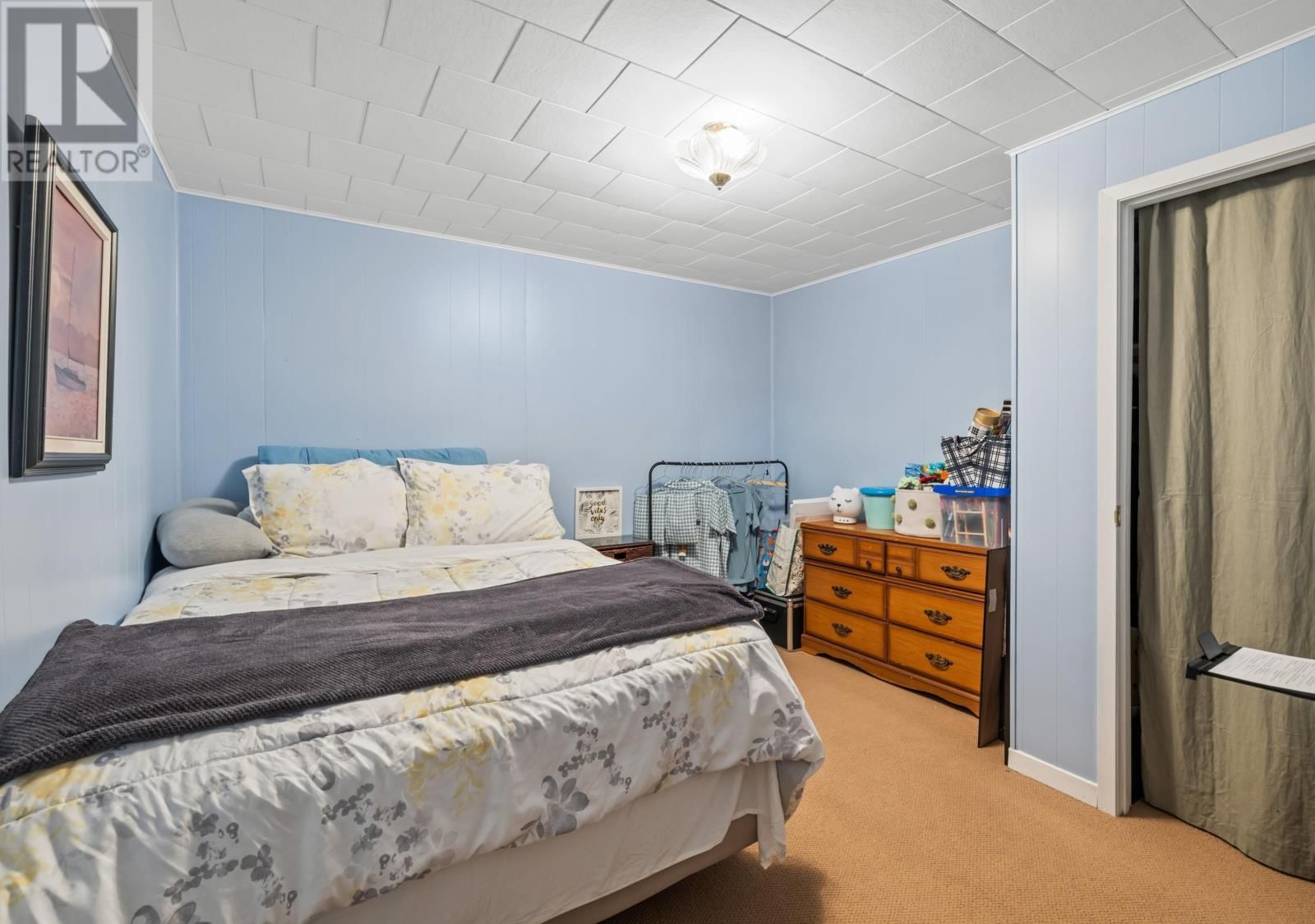 22 SHAMROCK CRESCENT Image 28