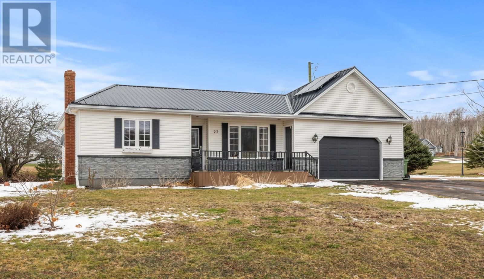 22 SHAMROCK CRESCENT Image 39