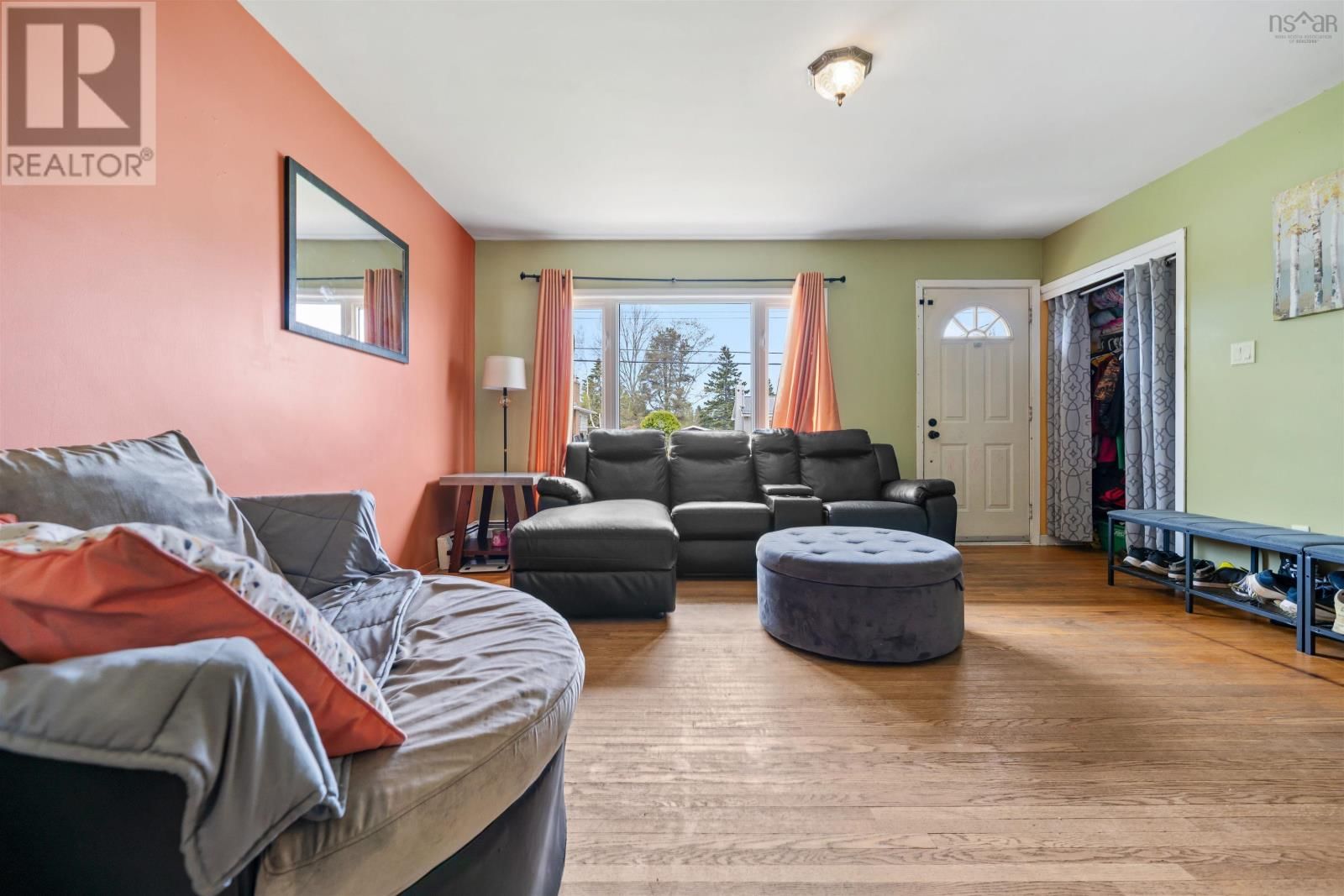 204 CAMERON AVENUE Image 14