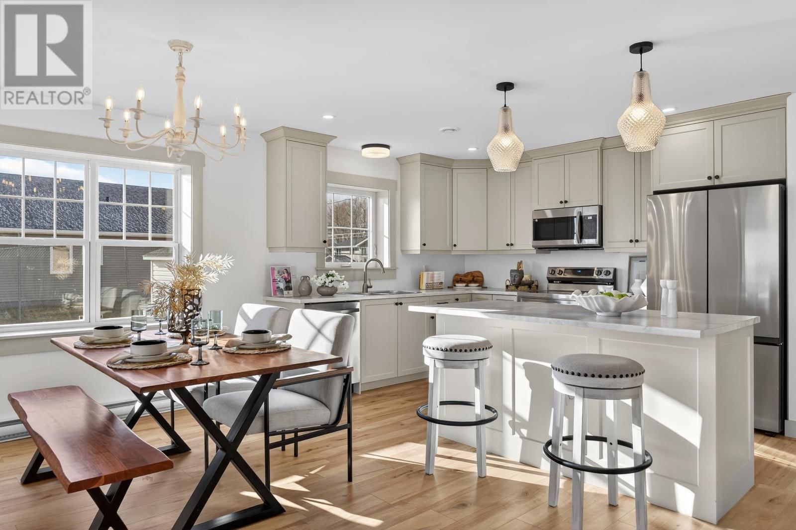 285 GREENWOOD DRIVE Image 14