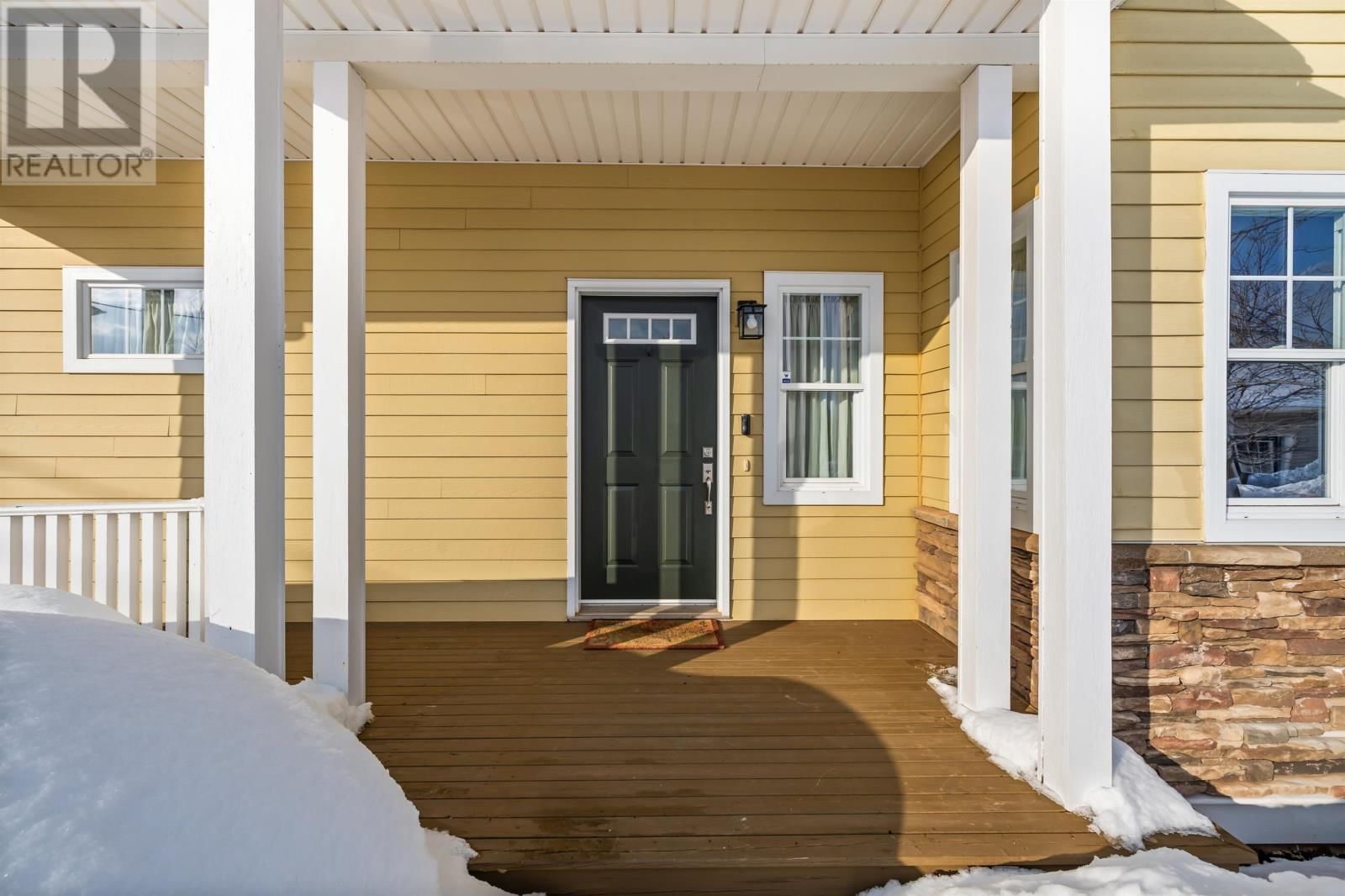 147 BELL CRESCENT Image 2