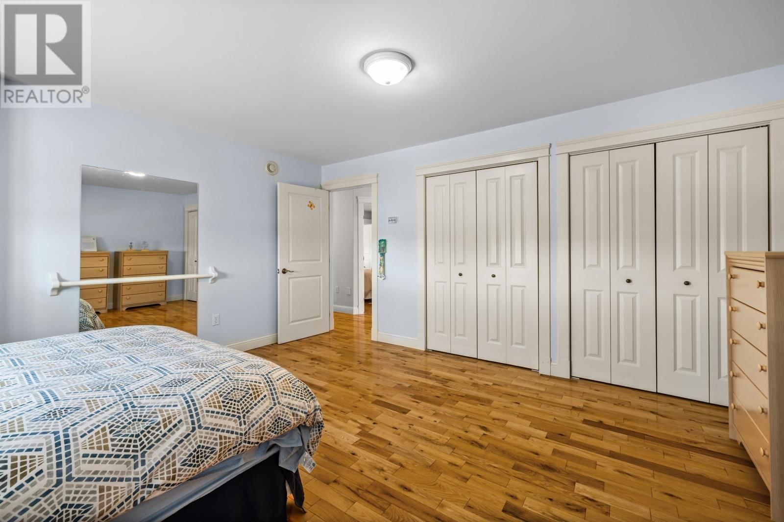 147 BELL CRESCENT Image 28