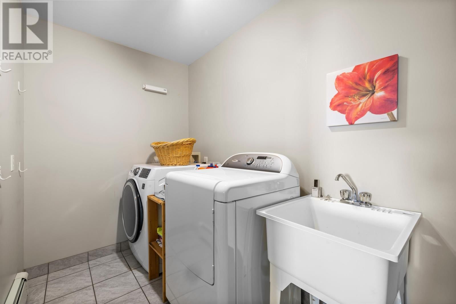 147 BELL CRESCENT Image 31