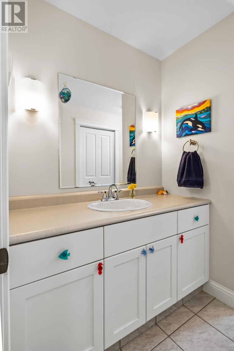 147 BELL CRESCENT Image 34