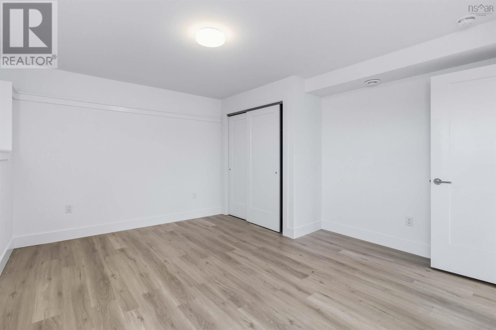 6 BERM STREET Image 39