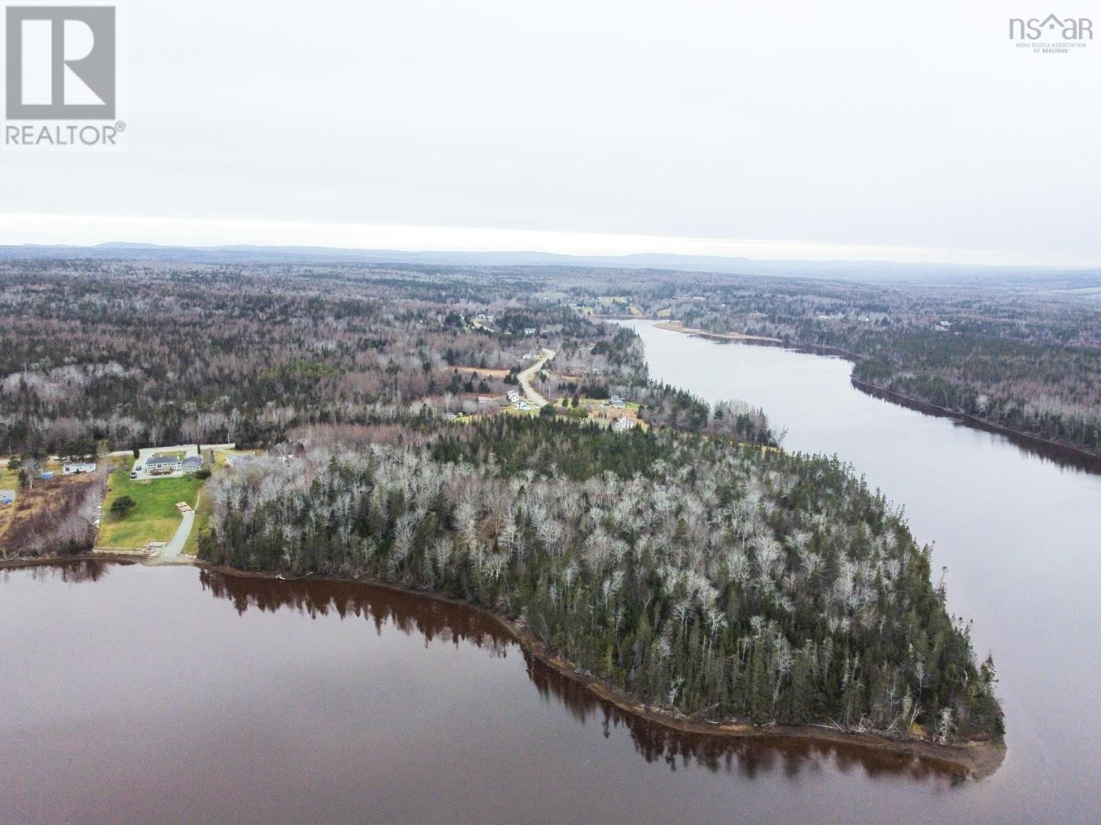 3 Main Road, Hureauville, Nova Scotia B0E 1J0