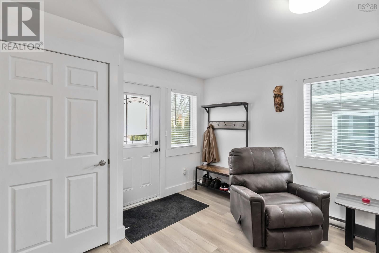 1029 UPPER CHURCH STREET Image 6