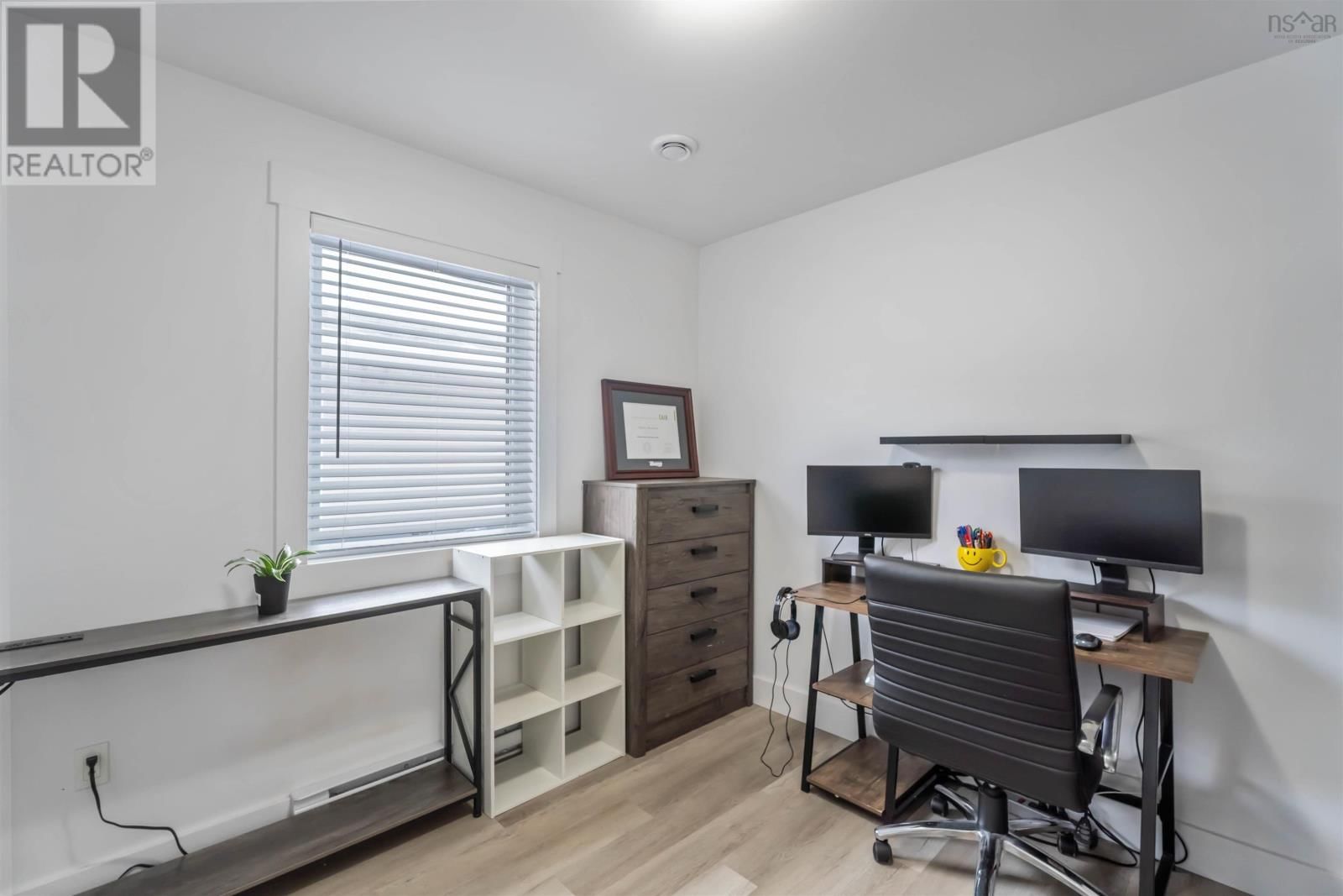 1029 UPPER CHURCH STREET Image 20