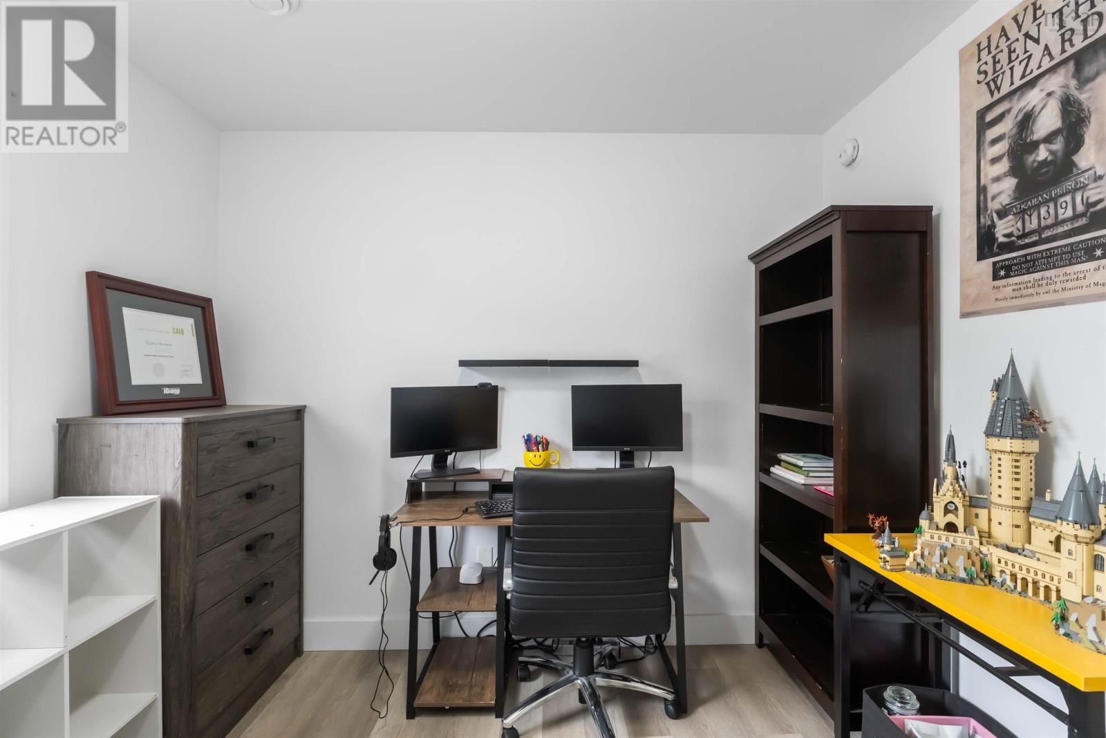 1029 UPPER CHURCH STREET Image 21