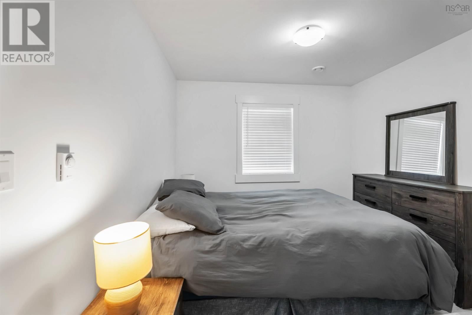 1029 UPPER CHURCH STREET Image 22