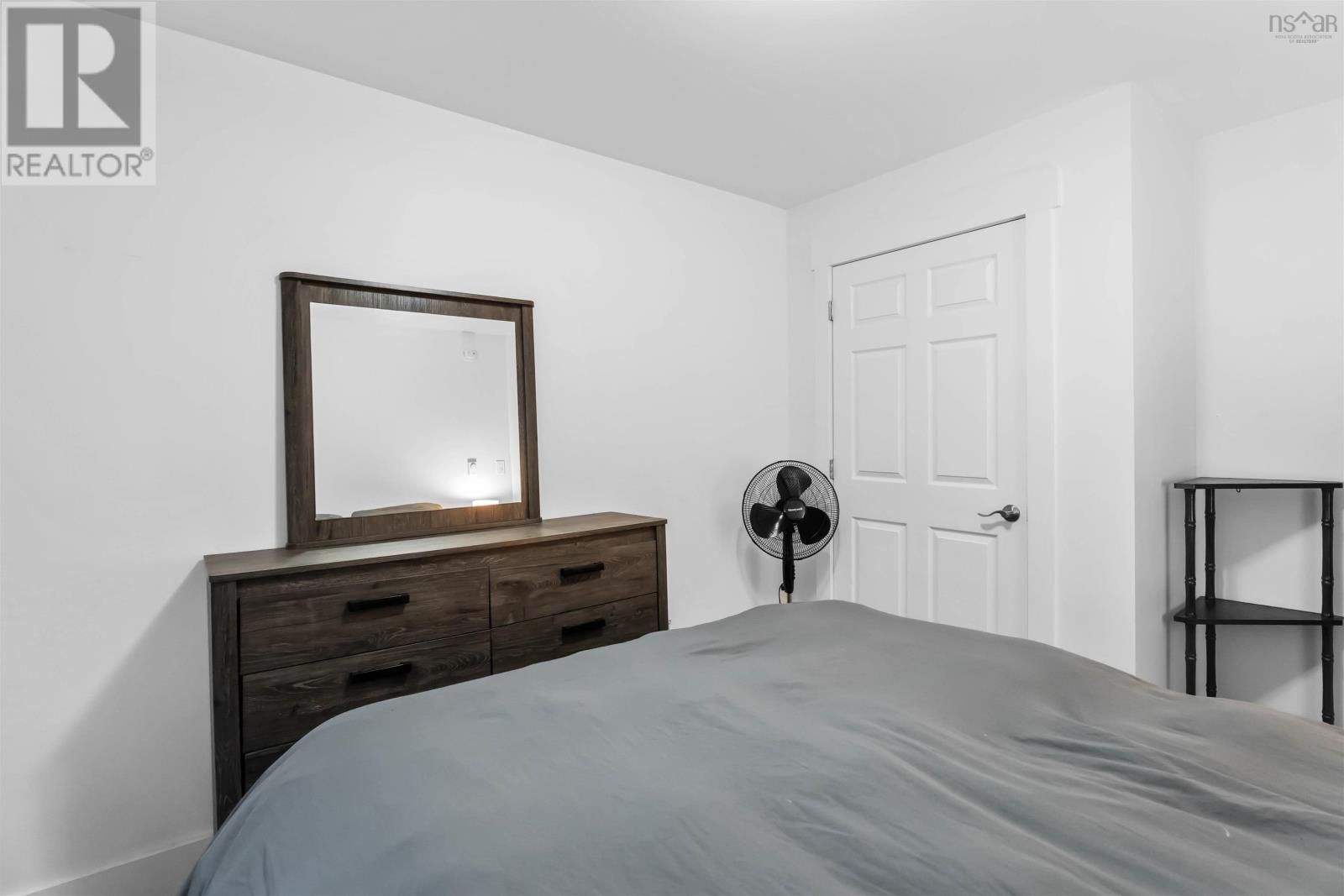 1029 UPPER CHURCH STREET Image 24