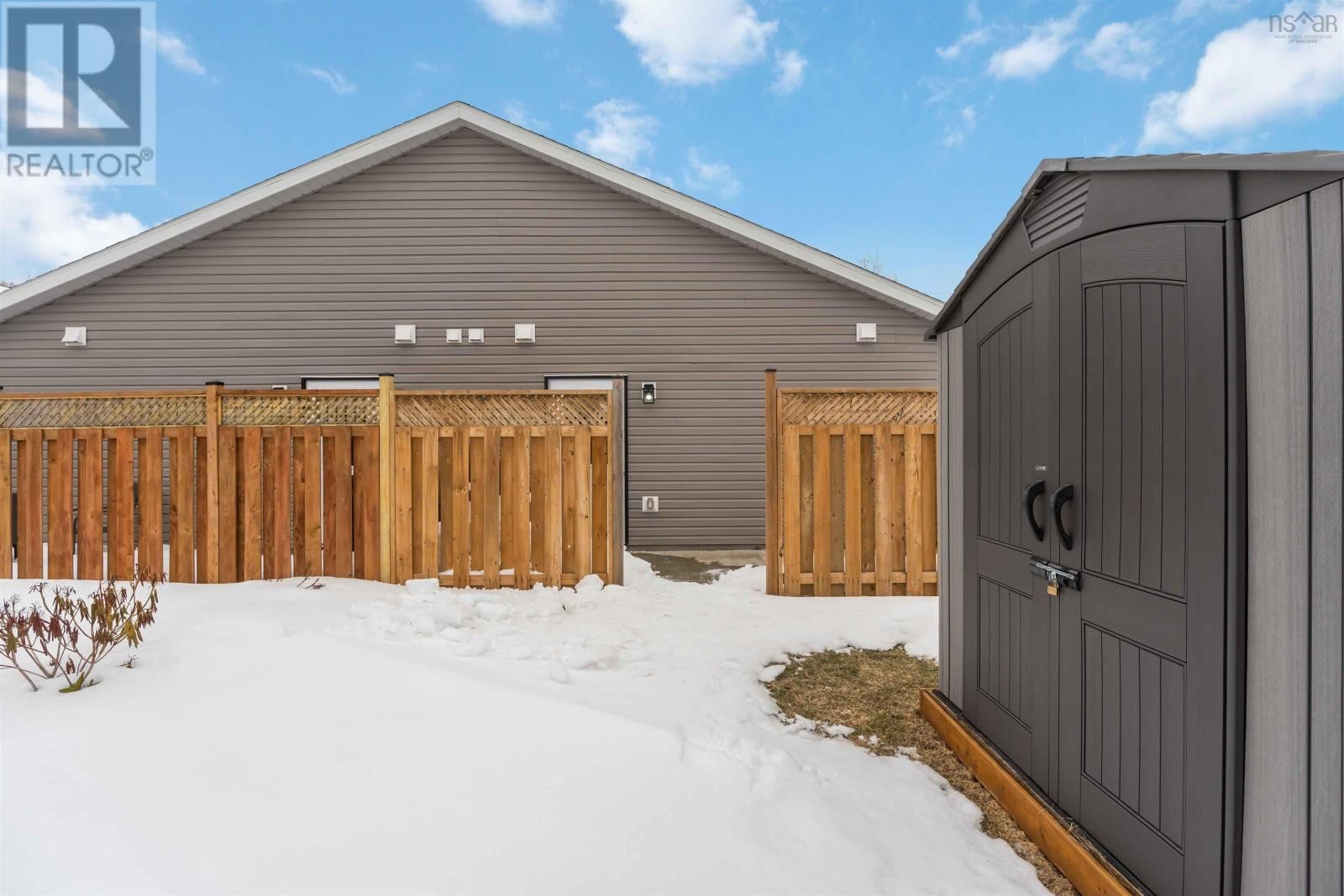 1029 UPPER CHURCH STREET Image 26