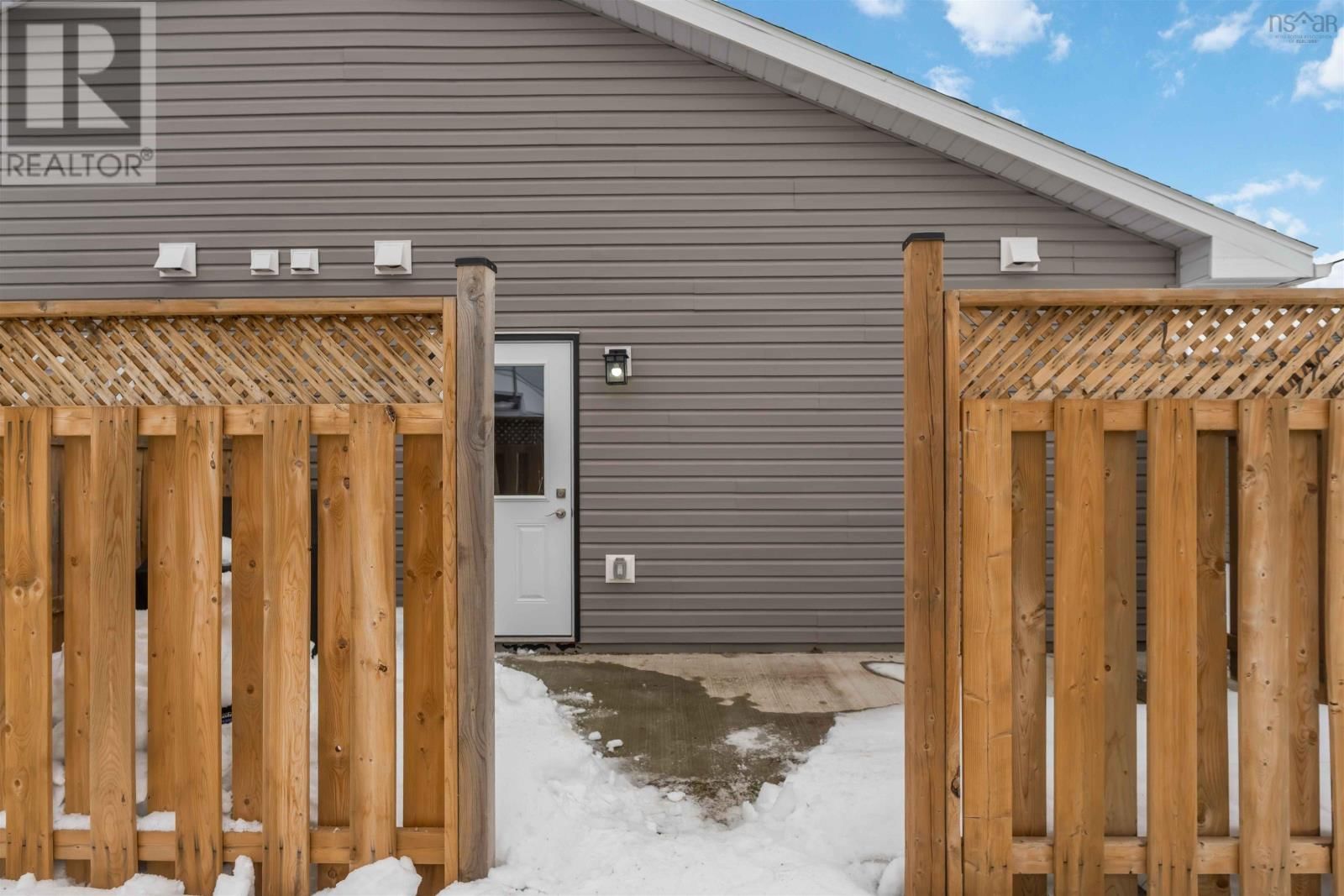 1029 UPPER CHURCH STREET Image 27