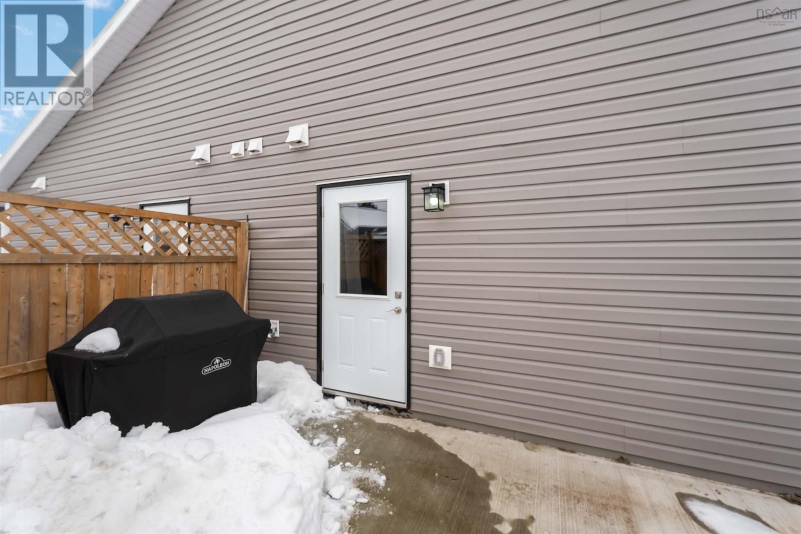 1029 UPPER CHURCH STREET Image 28