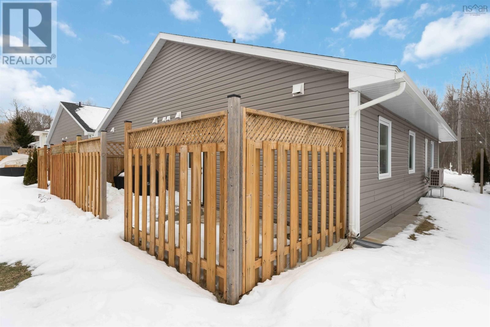 1029 UPPER CHURCH STREET Image 31