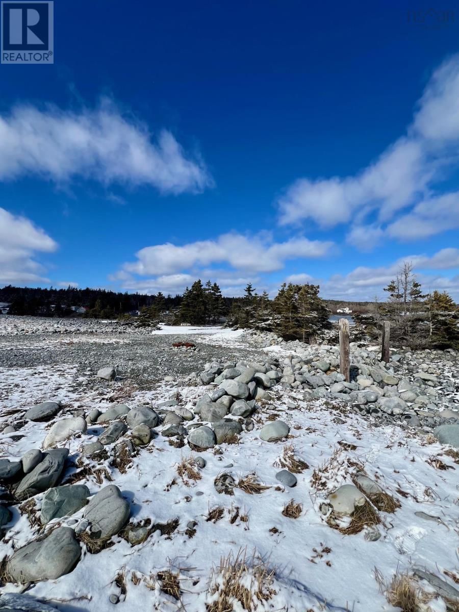 Lot (PID 700449 SHORE ROAD Image 20