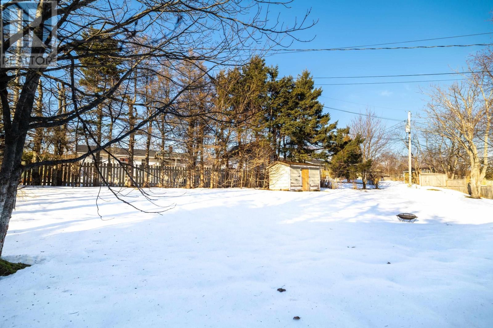 44 WESTCOMB CRESCENT Image 32