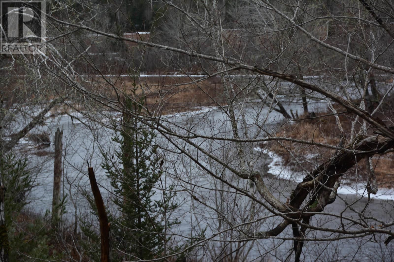 535 EAST RIVER EAST SIDE ROAD Image 26