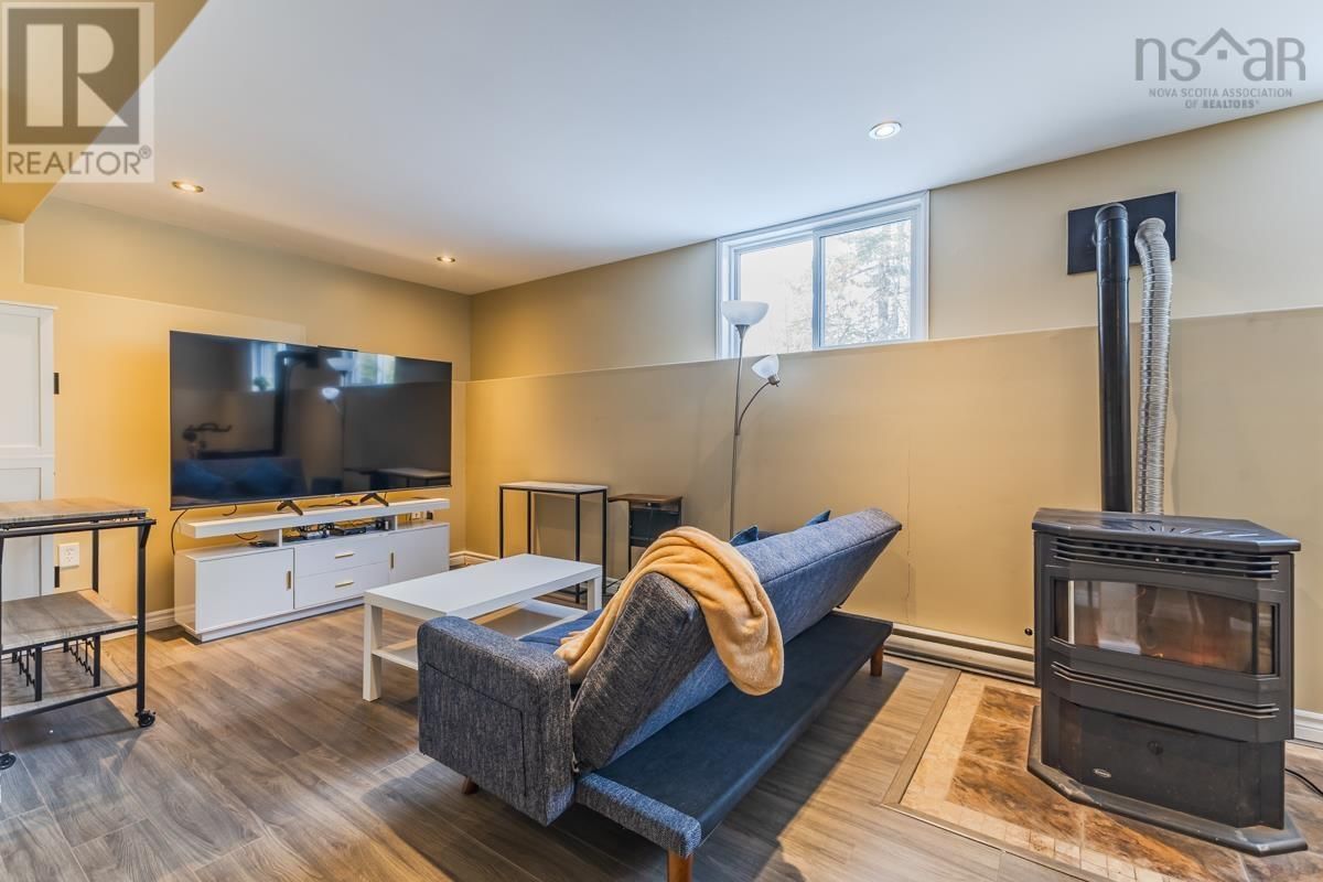 259 LAKECREST DRIVE Image 41