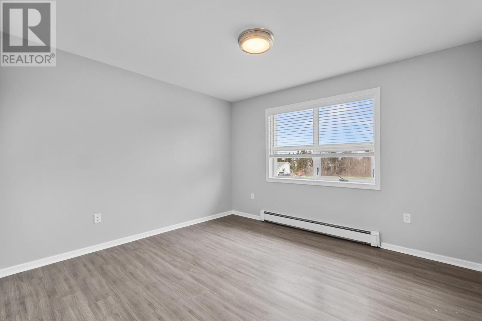 7 BAYVIEW CRESCENT Image 16